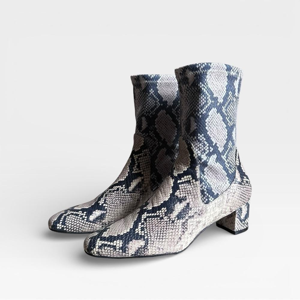 Stuart Weitzman Ernestine Python Print Sock Booties Size 9